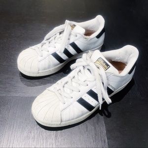 ADIDAS - Superstar Sneakers